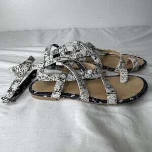 Cabi Shoes Womens Size 6 White Black Snakeskin Strappy Sandals Flat Floral Sole